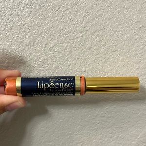 LipSense- LUV IT